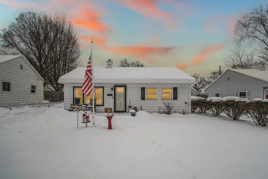 3802 S Carroll Street, South Bend, IN 46614 - #3