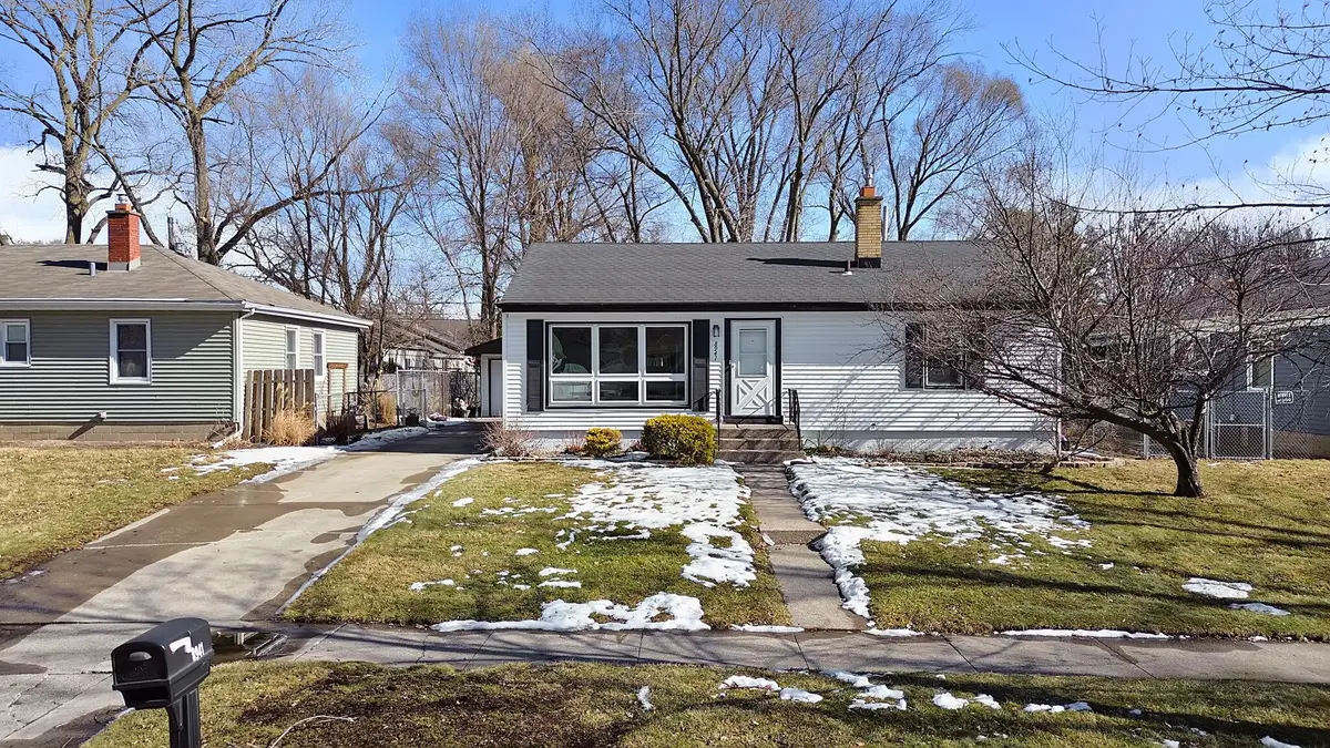 8941 Ohio Place, Highland, IN 46322 - #1