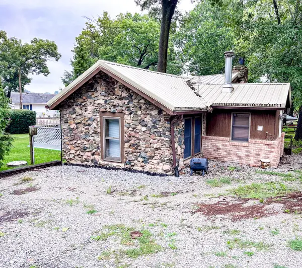 3935 E Parses Road, Monticello, IN 47960