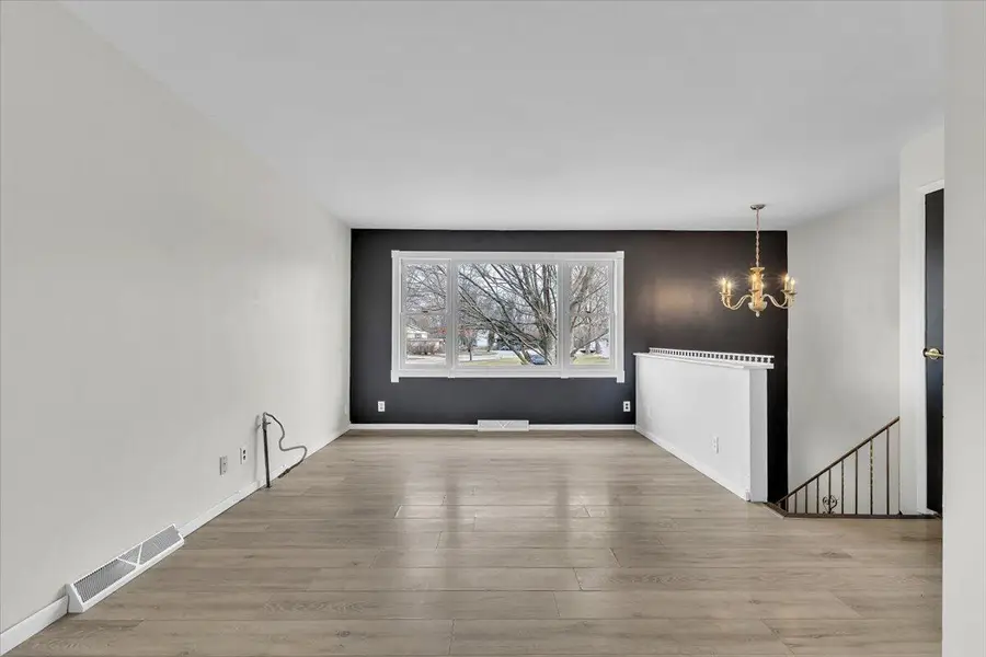 215 Glencove Drive, Michigan City, IN 46360 - #3