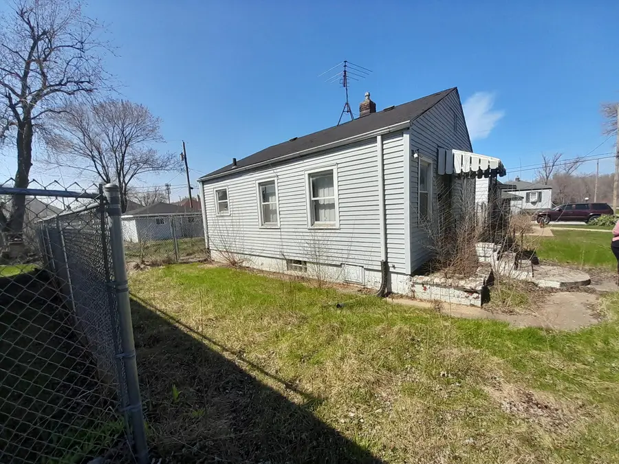 266 Johnson Street, Gary, IN 46402 - #2