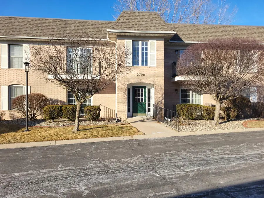 2720 Georgetowne Drive #B2, Highland, IN 46322 - #2