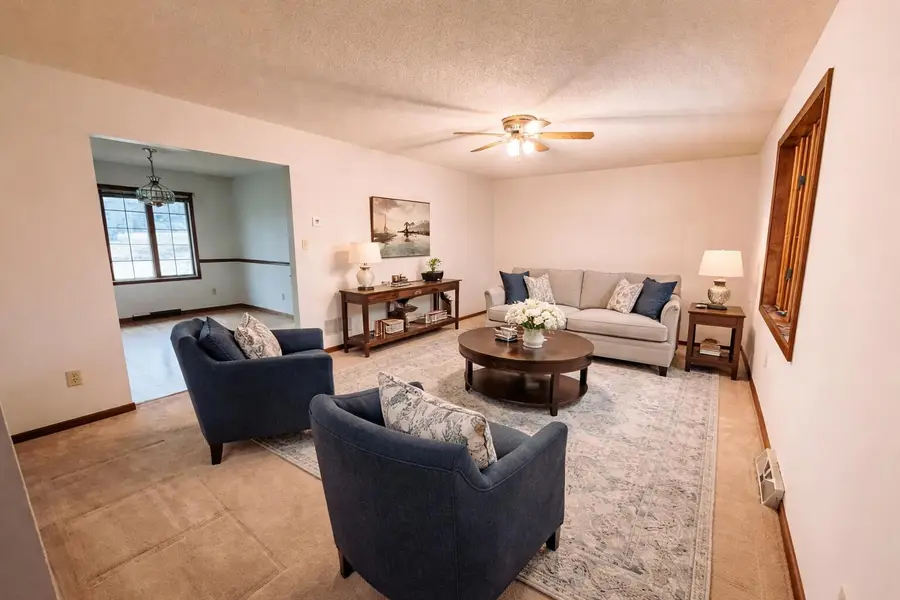 525 E Babcock Lane, Rensselaer, IN 47978 - #2