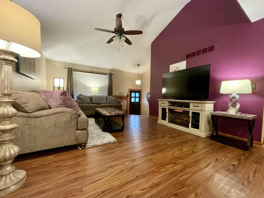 1001 Institute Street, Valparaiso, IN 46383 - #3