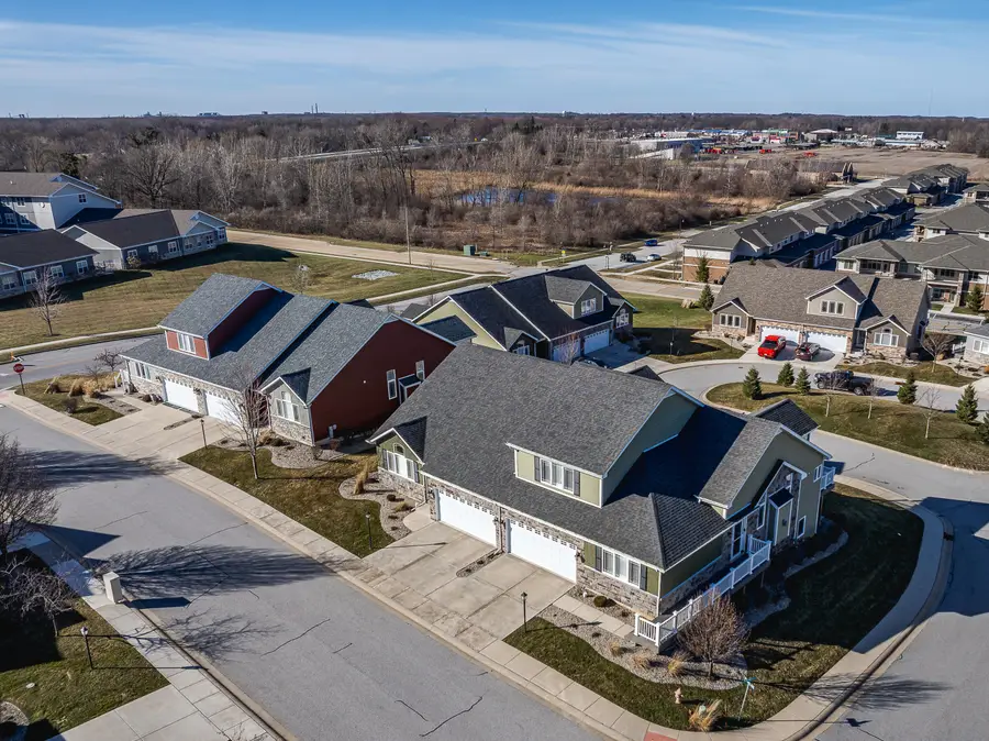 612 Village Point, Chesterton, IN 46304 - #2