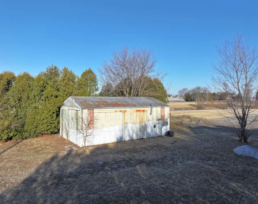 13788 W State Road 14, Medaryville, IN 47957 - #3