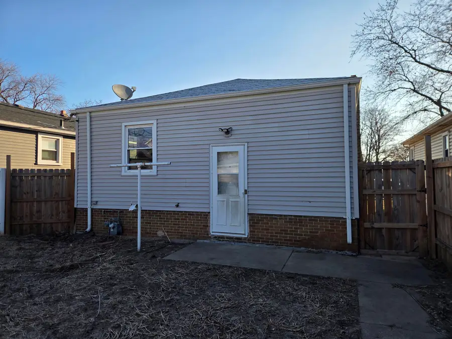 3744 S Grover Avenue, Hammond, IN 46327 - #2