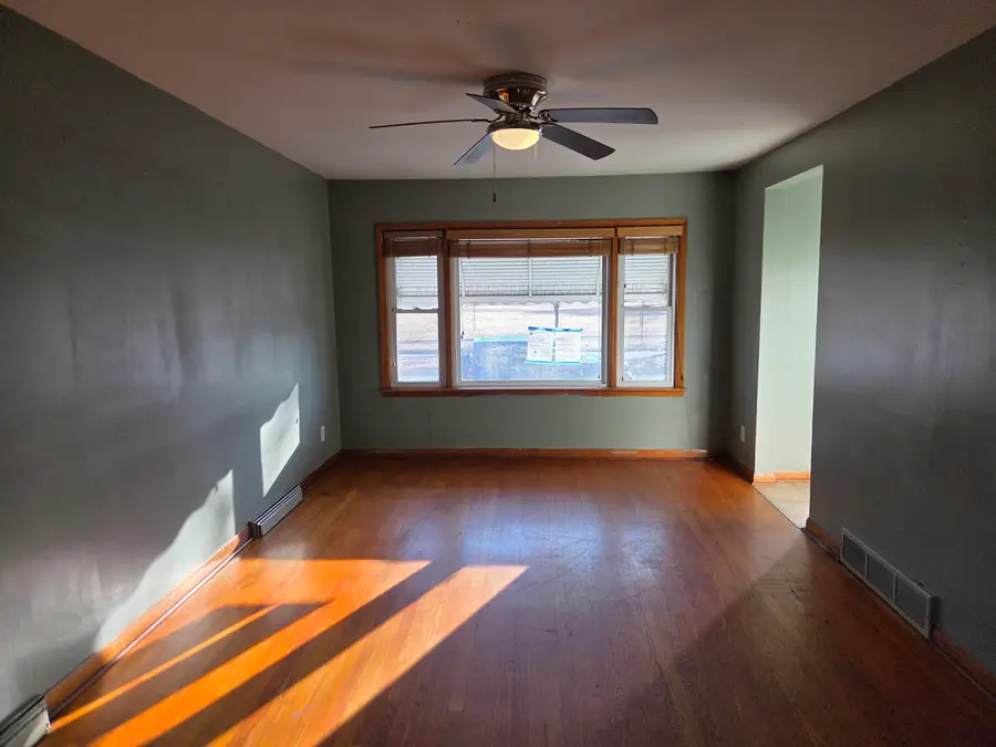 3744 S Grover Avenue, Hammond, IN 46327 - #3