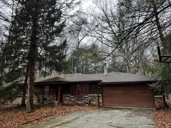 514 E Bellevue Avenue, Beverly Shores, IN 46301