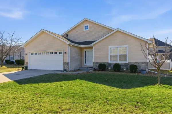 230 Grandale Drive, Valparaiso, IN 46385