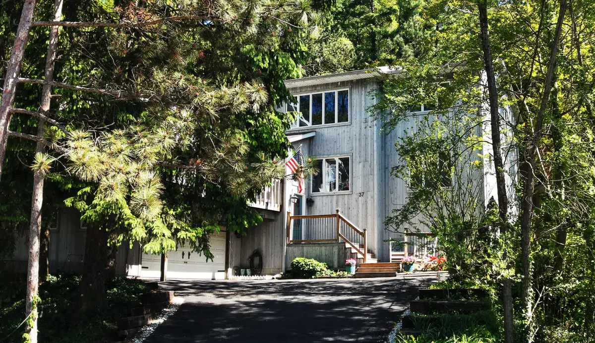 37 Beach Lane, Portage, IN 46368 - #1