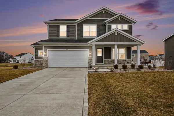 7660 E 118th Place, Crown Point, IN 46307