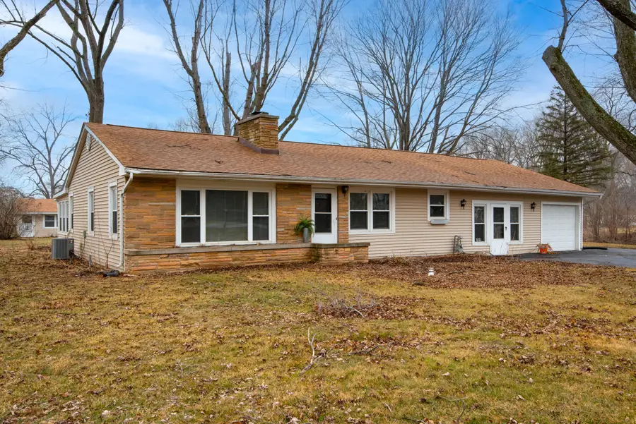 2800 E 73rd Avenue, Merrillville, IN 46410 - #3