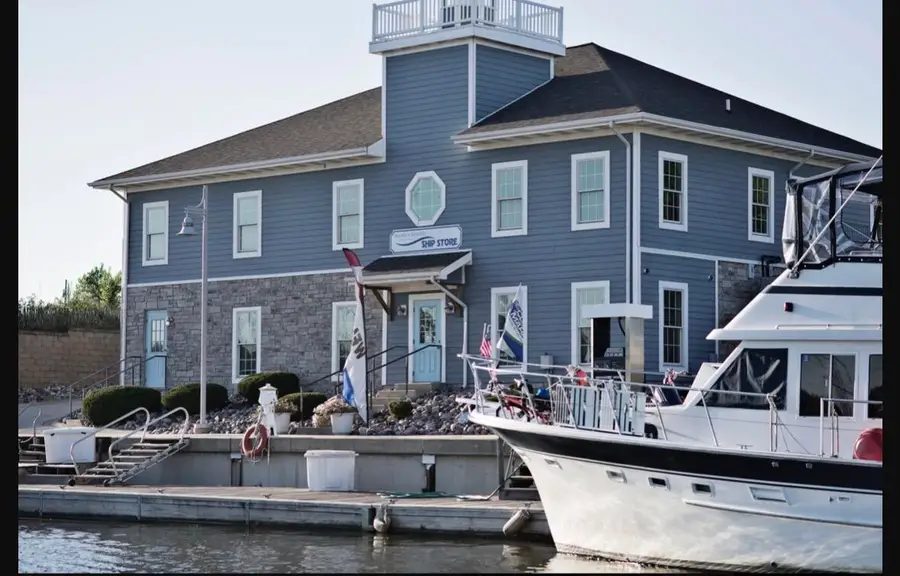 6111 S Dune Harbor Drive, Portage, IN 46368 - #2