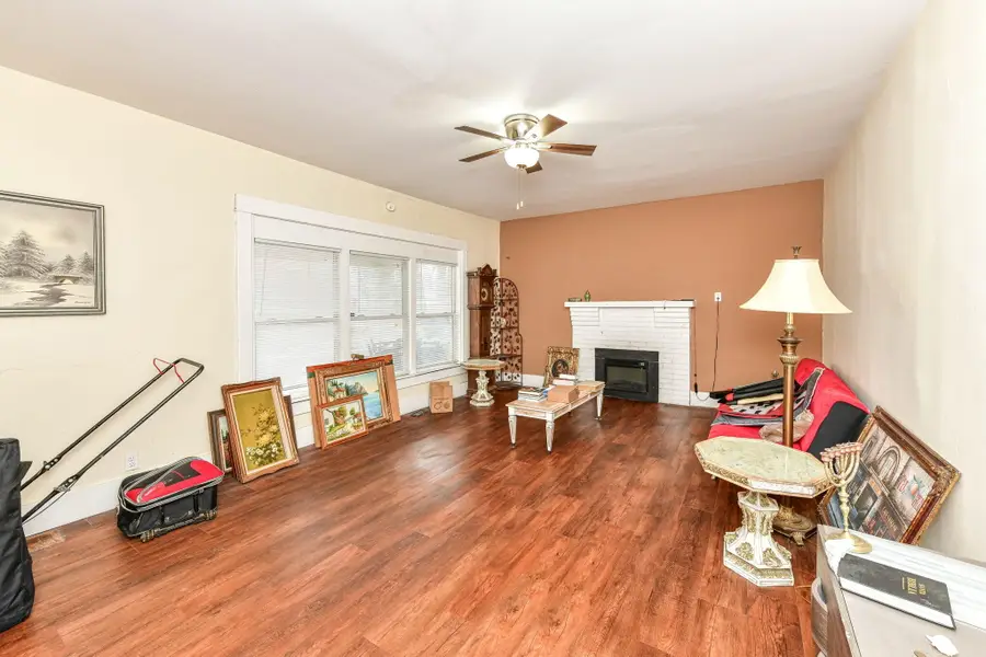 247 Hendricks Place, Indianapolis, IN 46201 - #2