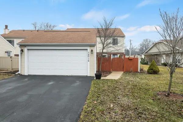 2016 Laura Lane, Chesterton, IN 46304