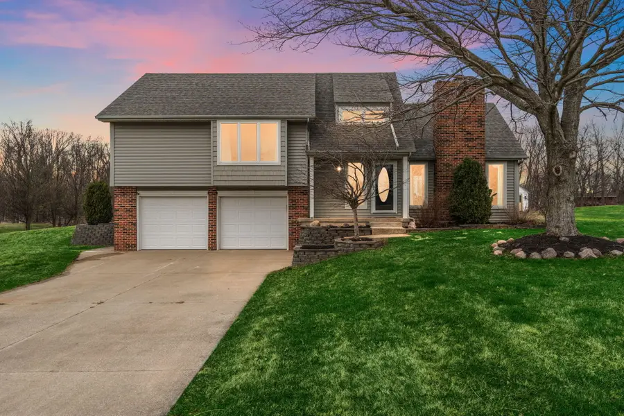 411 Forest View Drive, Valparaiso, IN 46385 - #2