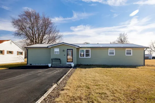 315 W Railroad Street, Kentland, IN 47951