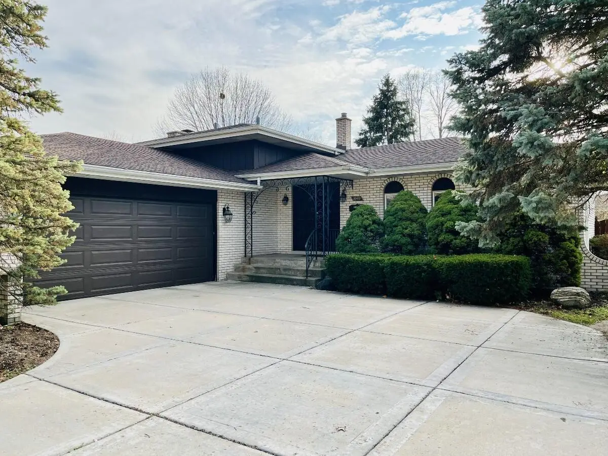 1040 Azalea Drive, Munster, IN 46321 - #1