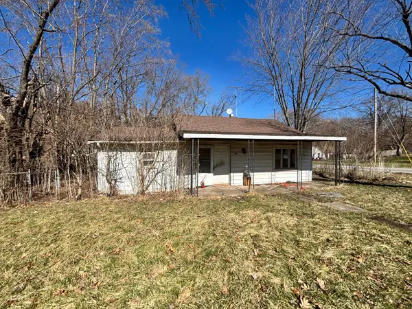 52 E 36th Avenue, Hobart, IN 46342