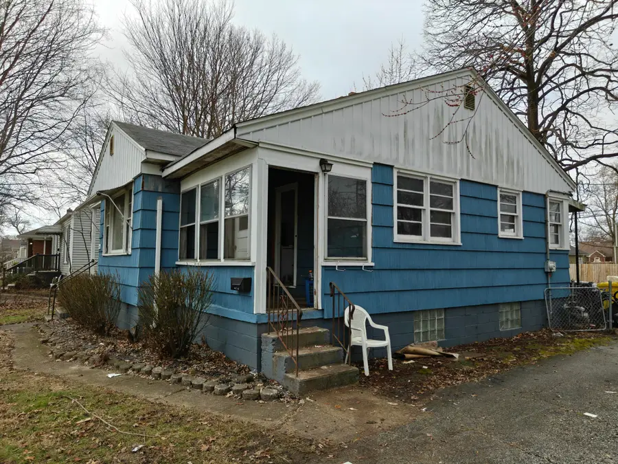 238 N Indiana Street, Griffith, IN 46319 - #2
