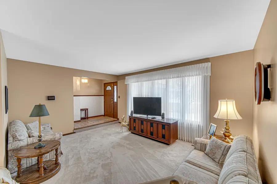 22 Maple Court, Schererville, IN 46375 - #3