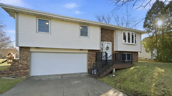 3771 Kingsway Drive, Crown Point, IN 46307