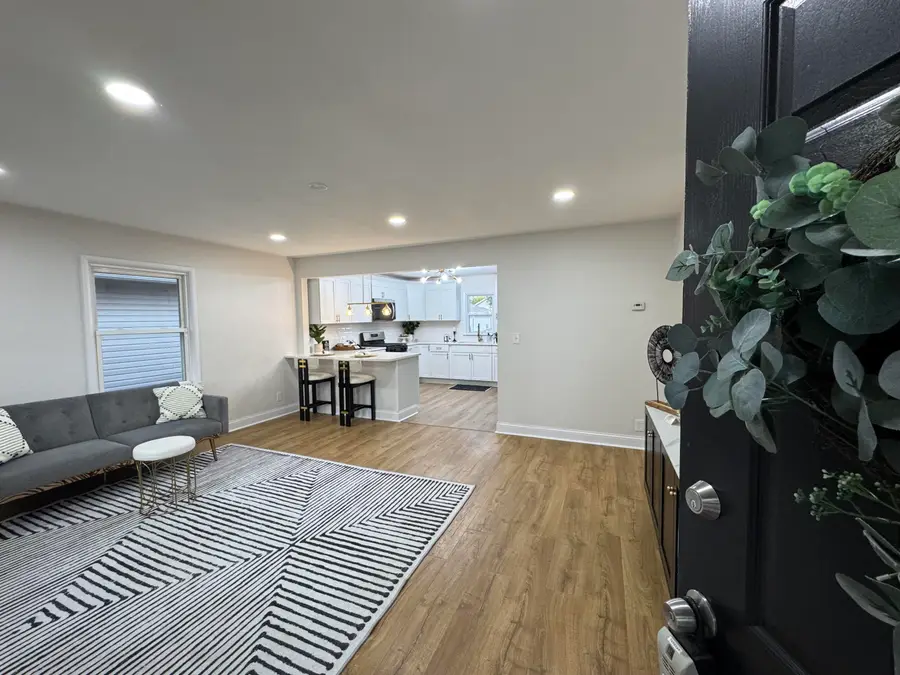 6637 S Mccook Avenue, Hammond, IN 46323 - #2