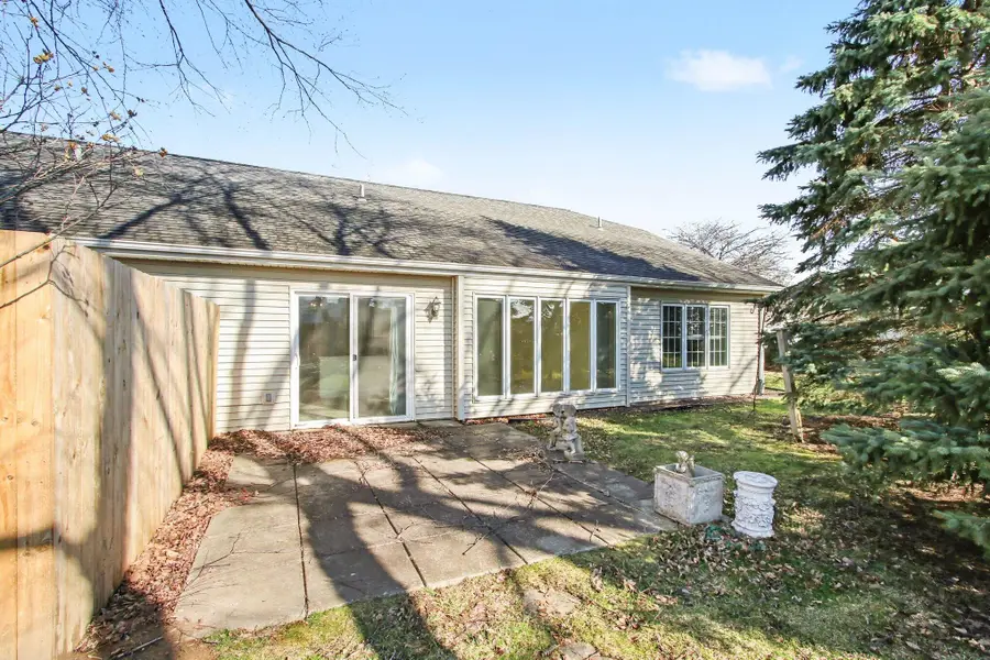 1212 Silhavy Circle, Valparaiso, IN 46383 - #3