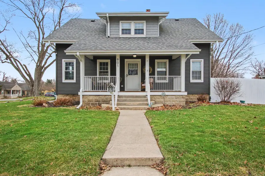 901 Campbell Street, Valparaiso, IN 46385 - #2