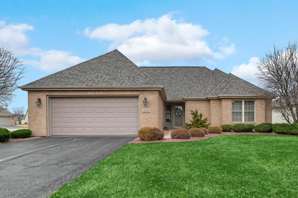 2045 Briarwood Lane, Highland, IN 46322 - #1