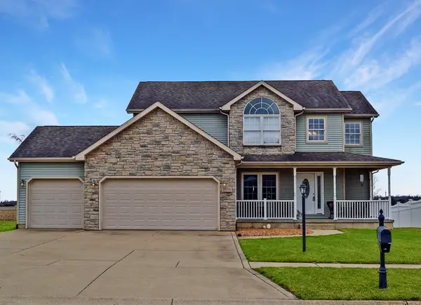 2106 Arrow Leaf Lane, Valparaiso, IN 46383
