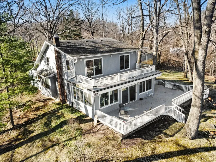 639 N 70 E, Valparaiso, IN 46383 - #3