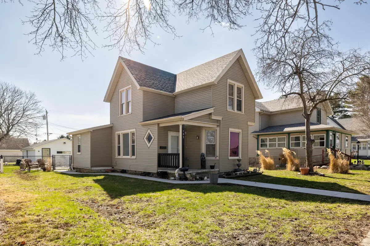 103 W Lincoln Street, Kentland, IN 47951 - #1