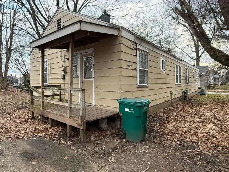 1403 Federal Avenue, La Porte, IN 46350 - #2