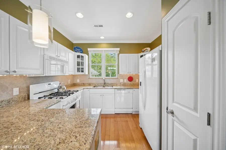 170 Lake Shore Drive #B, Michigan City, IN 46360 - #3