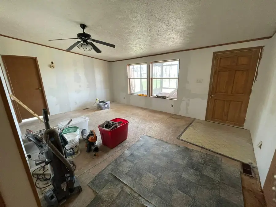 8707 W 800 N, Huntington, IN 46750 - #3