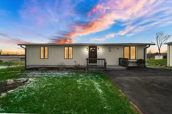 10740 Forestdale Street, St. John, IN 46373