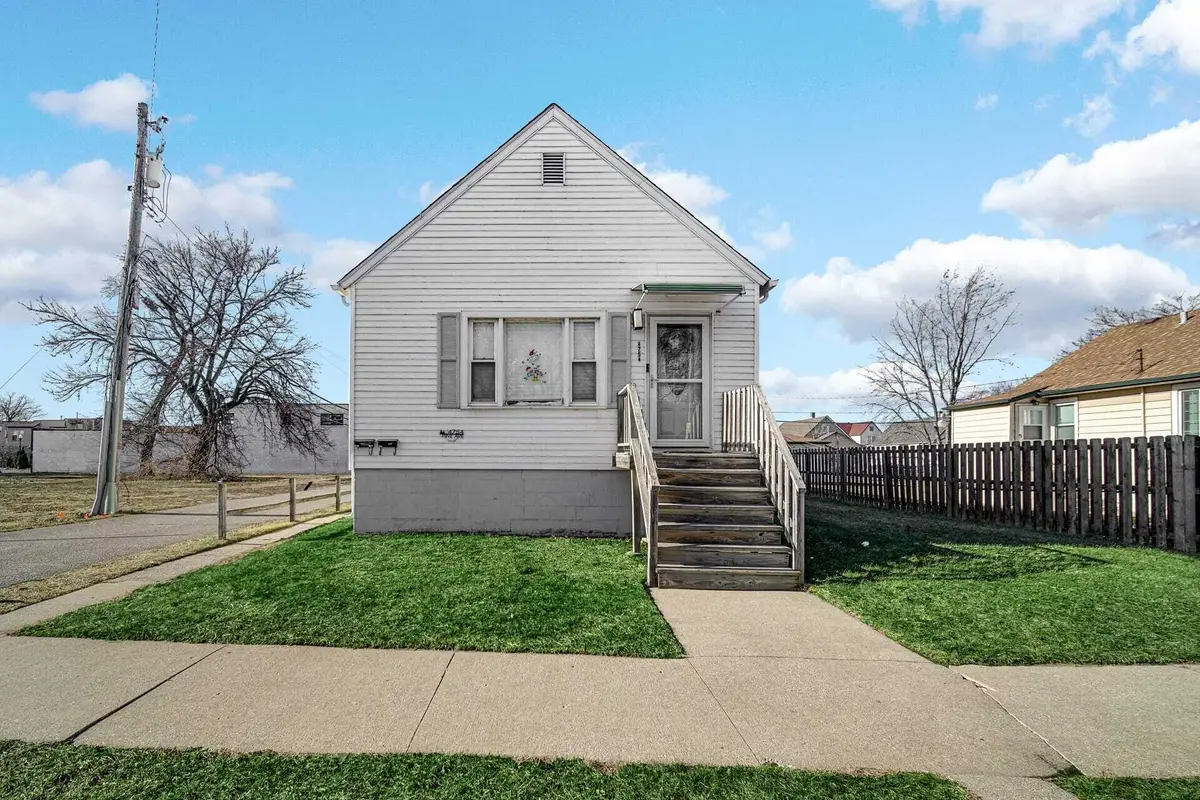 4754 Pine Avenue, Hammond, IN 46327 - #1