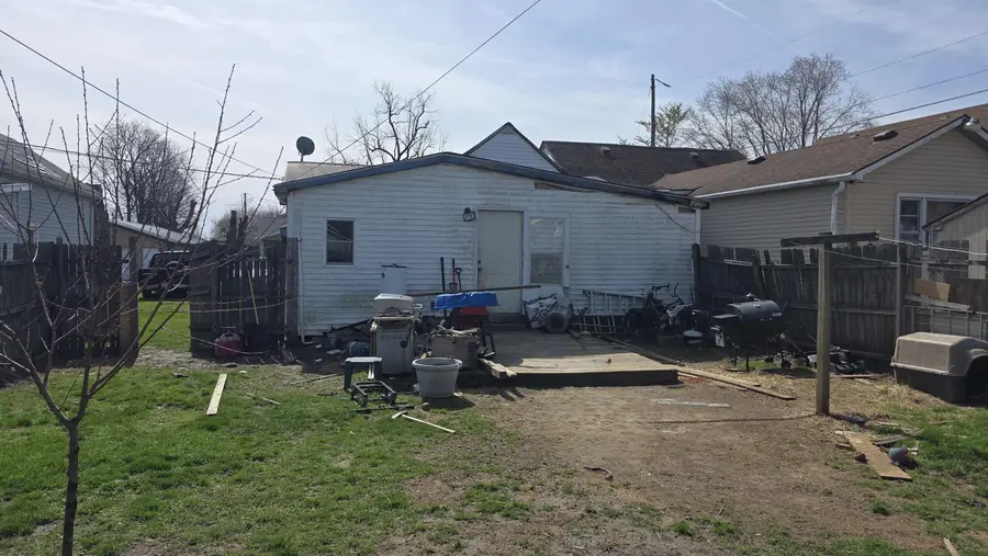 307 W Parkway Drive, Cambridge City, IN 47327 - #2