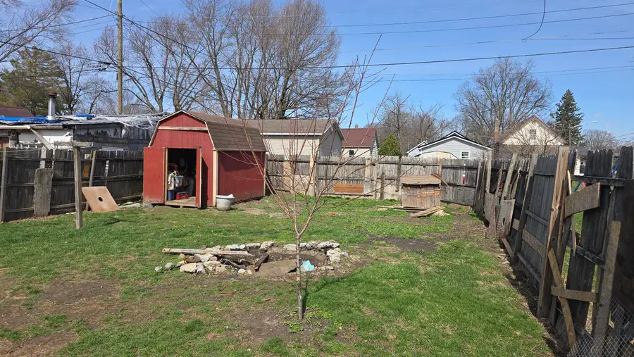 307 W Parkway Drive, Cambridge City, IN 47327 - #3