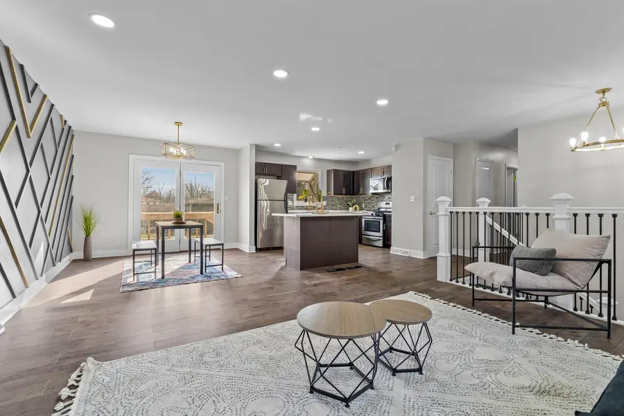 3708 Central Avenue, Valparaiso, IN 46383 - #2