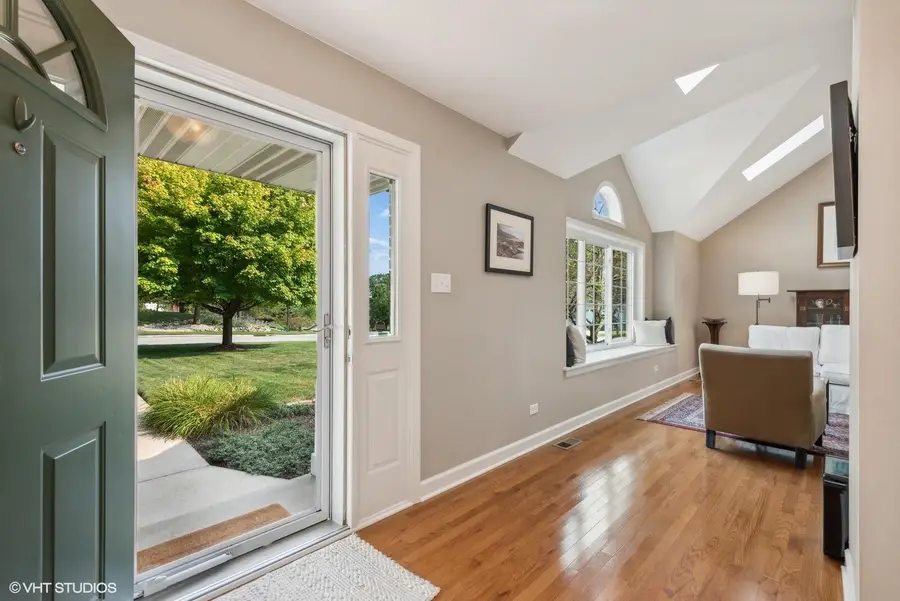 376 Tremont Court, Valparaiso, IN 46385 - #2