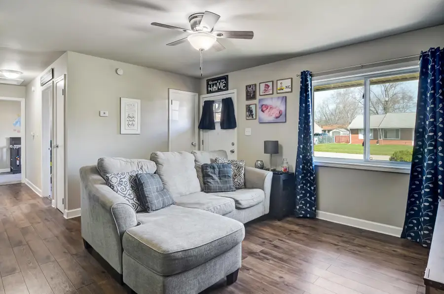 1705 E 33rd Place, Hobart, IN 46342 - #3