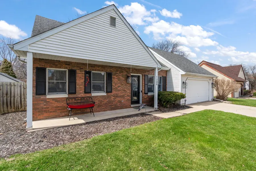 1309 Chesapeake Park Drive, Valparaiso, IN 46383 - #2