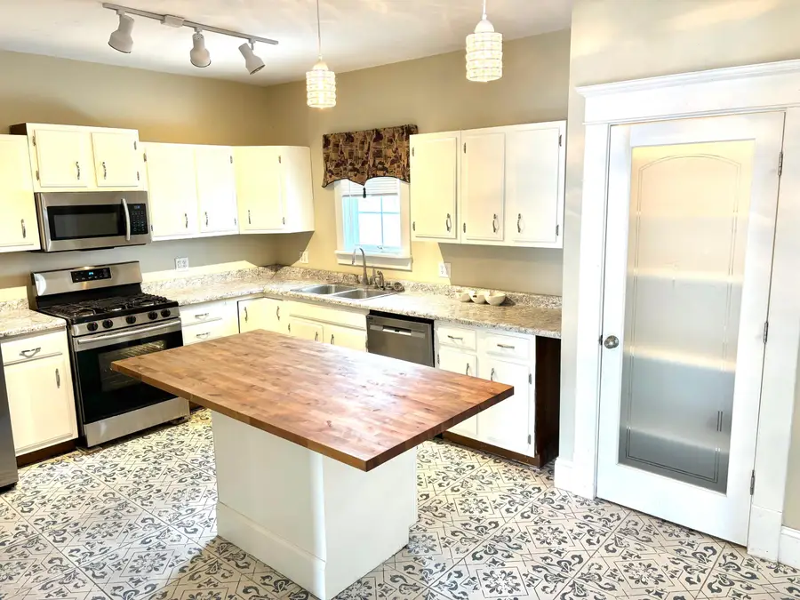 611 Niles Street, La Porte, IN 46350 - #3