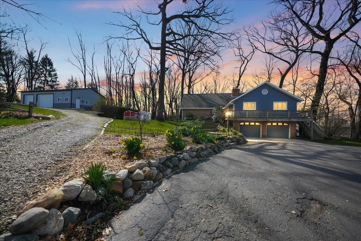 1686 W 300 N, La Porte, IN 46350 - #1