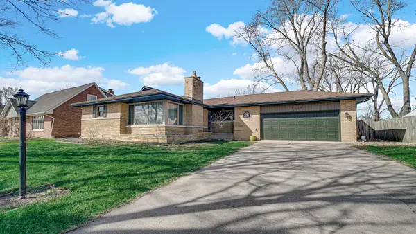 9030 Orchard Drive, Highland, IN 46322