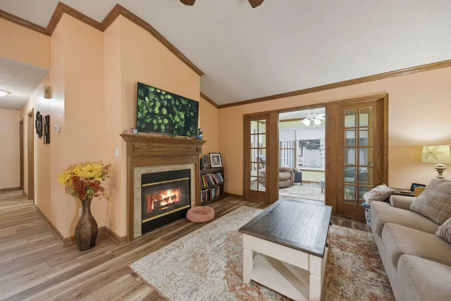 712 Dogwood Court Sw, Demotte, IN 46310 - #2