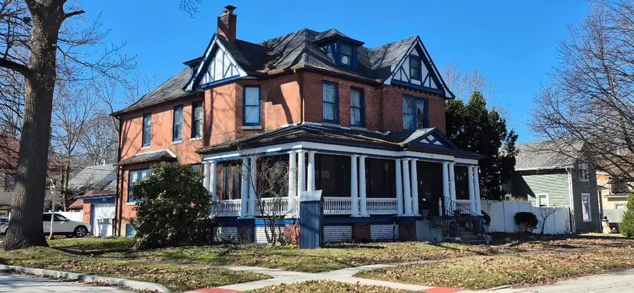 616 C Street, La Porte, IN 46350 - #3